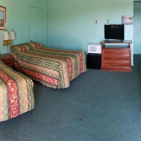 Holiday Host Motel Sonora Zewnętrze zdjęcie